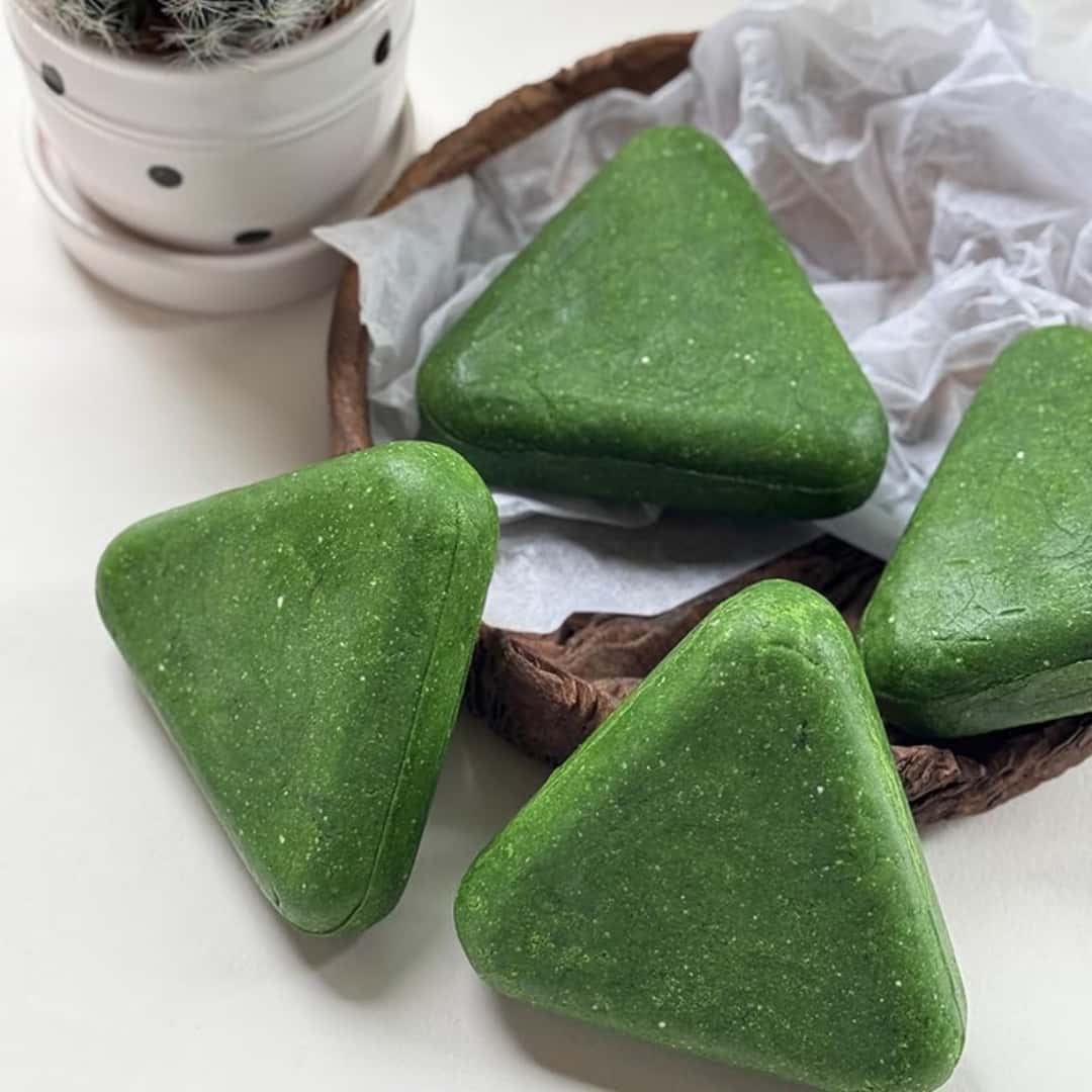 Green Triangle Soap Shampoo Ba - đánh giá và giá Hair Care Pantene